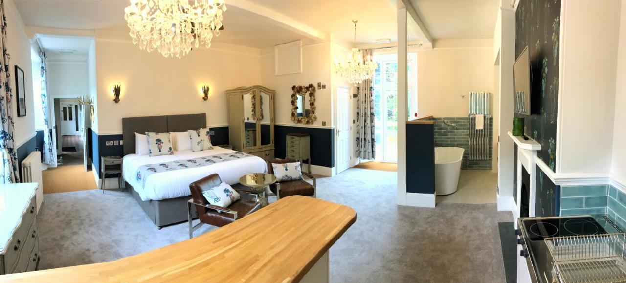 Fox & Hounds Country Hotel Chulmleigh Esterno foto