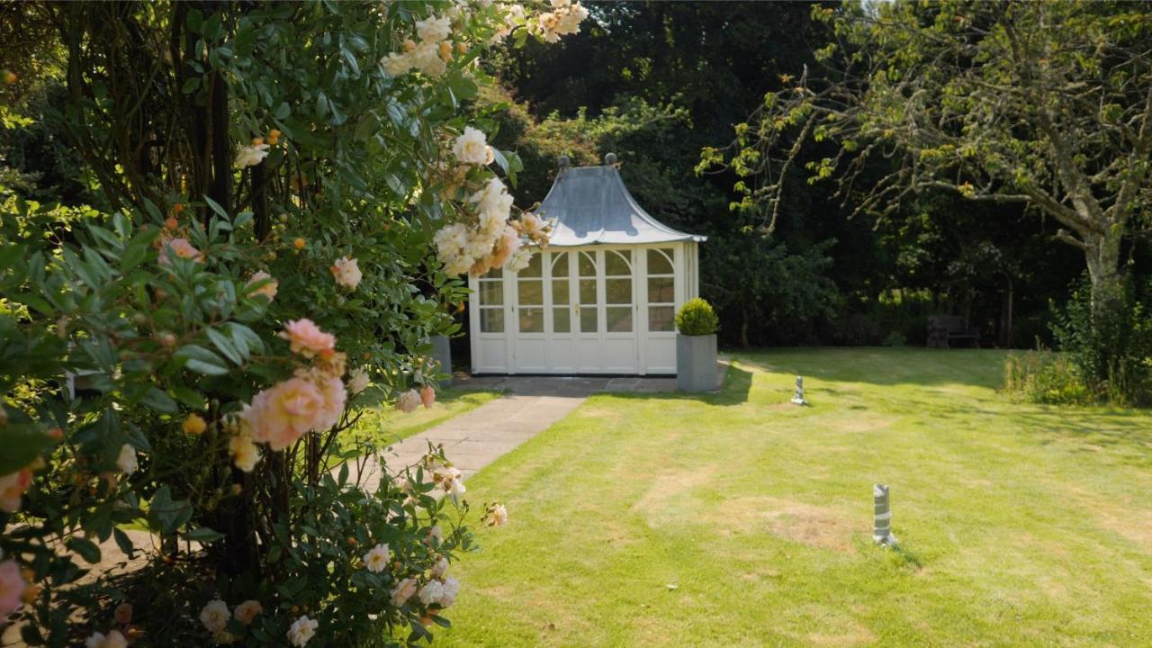 Fox & Hounds Country Hotel Chulmleigh Esterno foto
