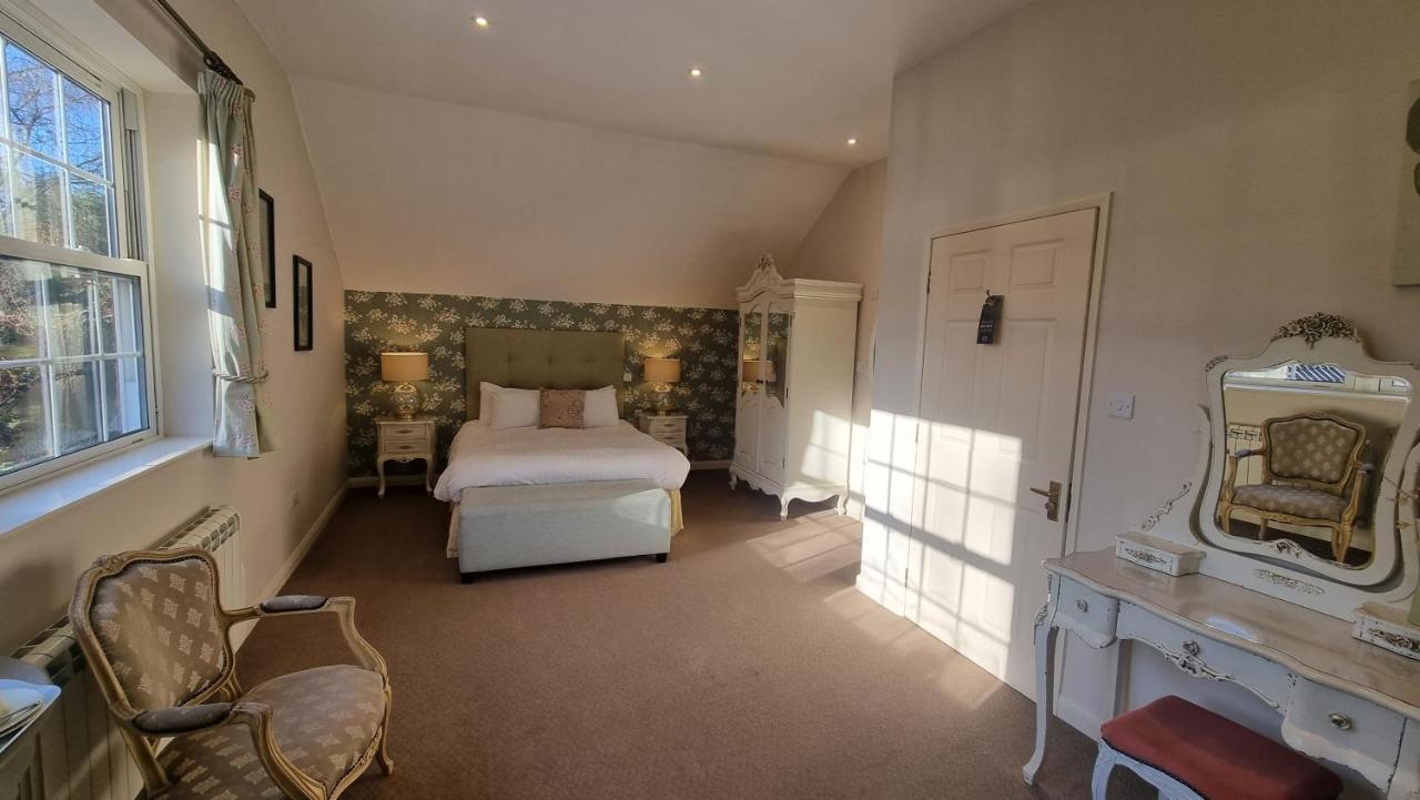 Fox & Hounds Country Hotel Chulmleigh Esterno foto