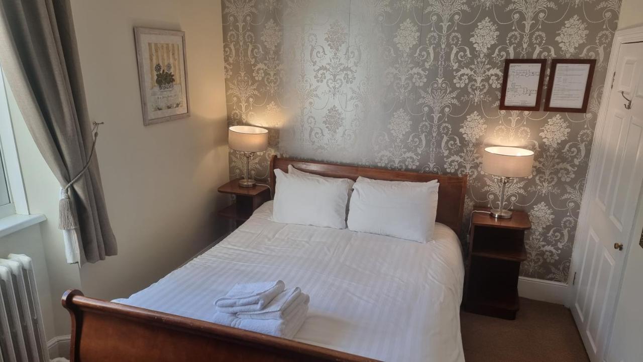 Fox & Hounds Country Hotel Chulmleigh Esterno foto