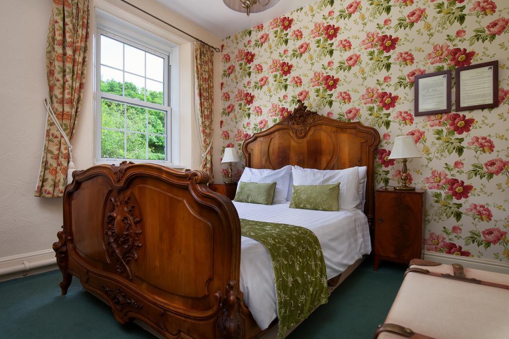 Fox & Hounds Country Hotel Chulmleigh Esterno foto