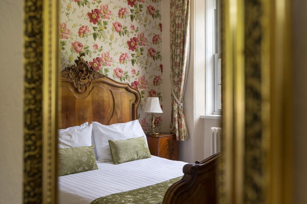 Fox & Hounds Country Hotel Chulmleigh Esterno foto