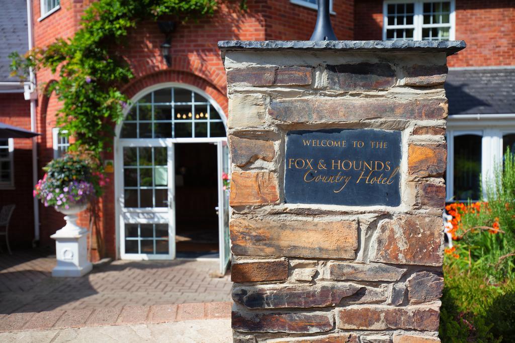 Fox & Hounds Country Hotel Chulmleigh Esterno foto