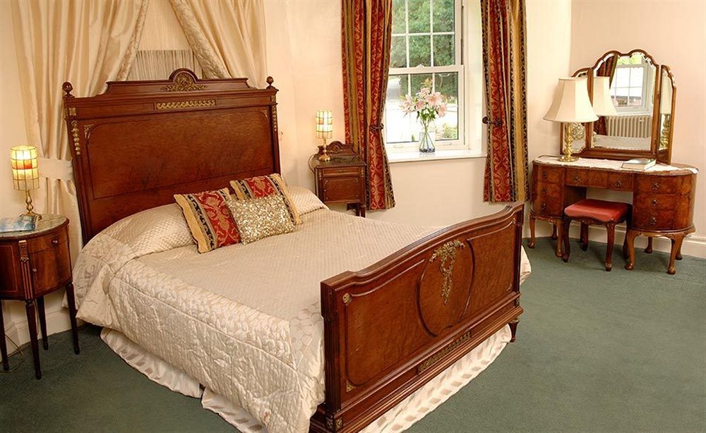 Fox & Hounds Country Hotel Chulmleigh Esterno foto