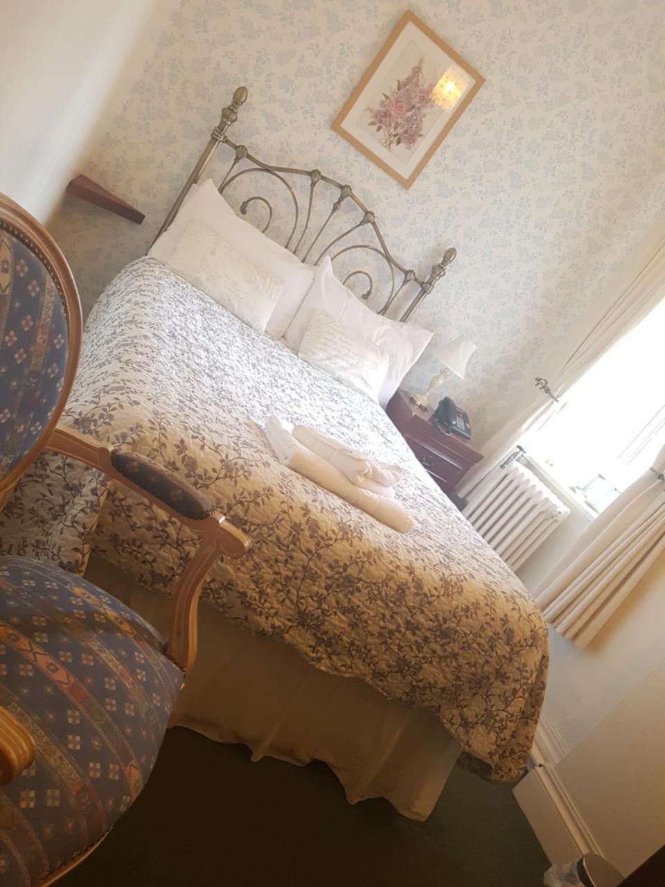 Fox & Hounds Country Hotel Chulmleigh Esterno foto